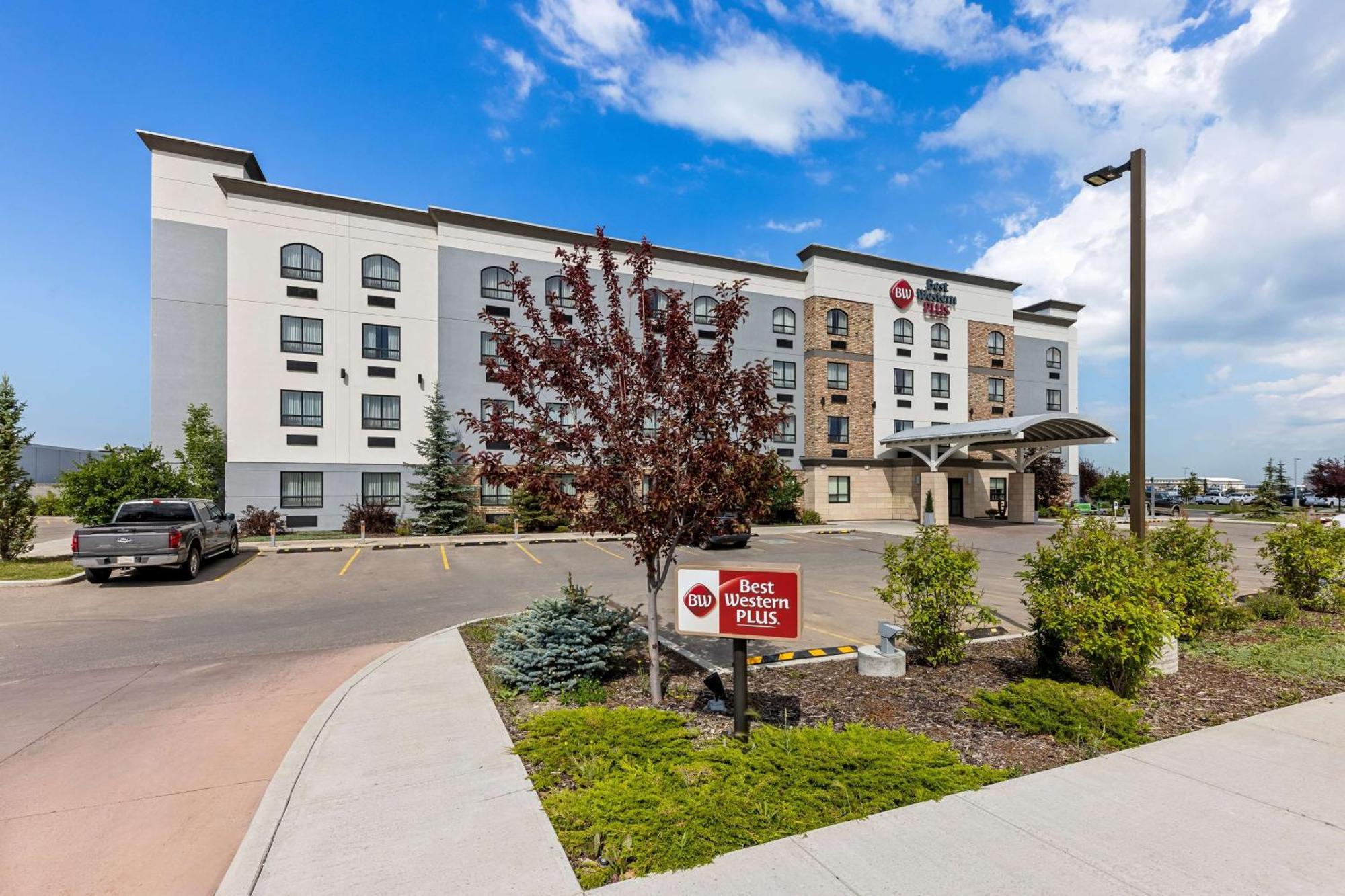 Best Western Plus Airdrie Gateway Exteriér fotografie