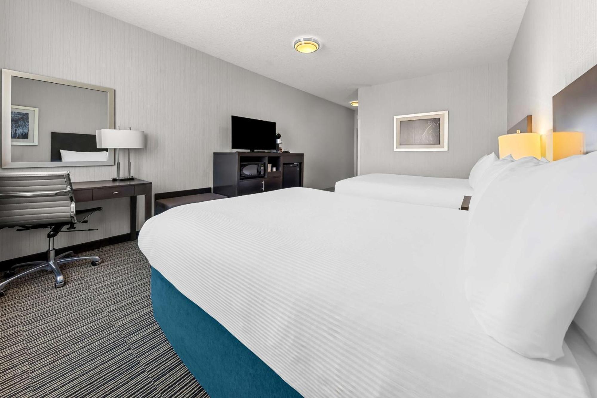 Best Western Plus Airdrie Gateway Exteriér fotografie