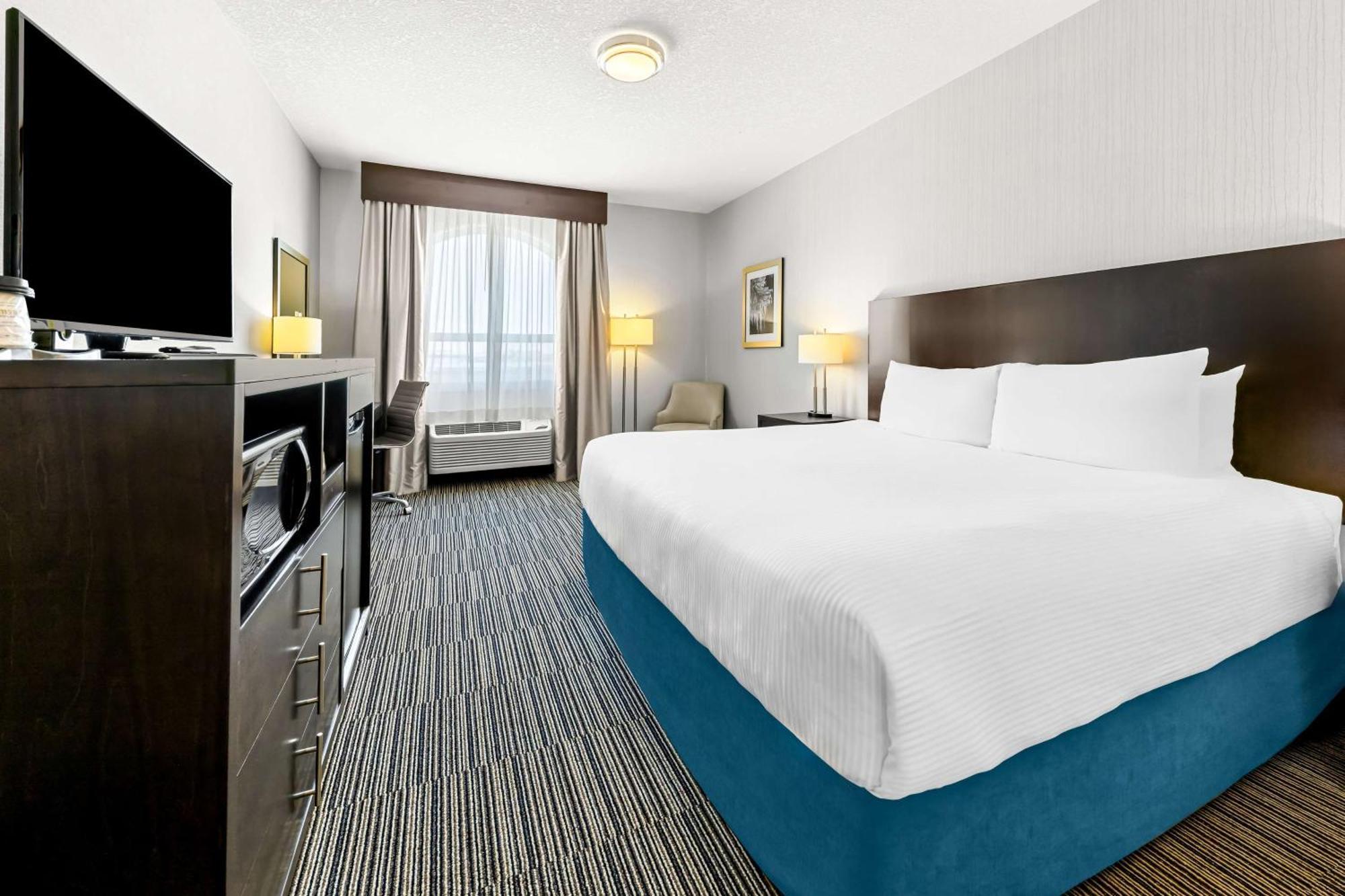 Best Western Plus Airdrie Gateway Exteriér fotografie